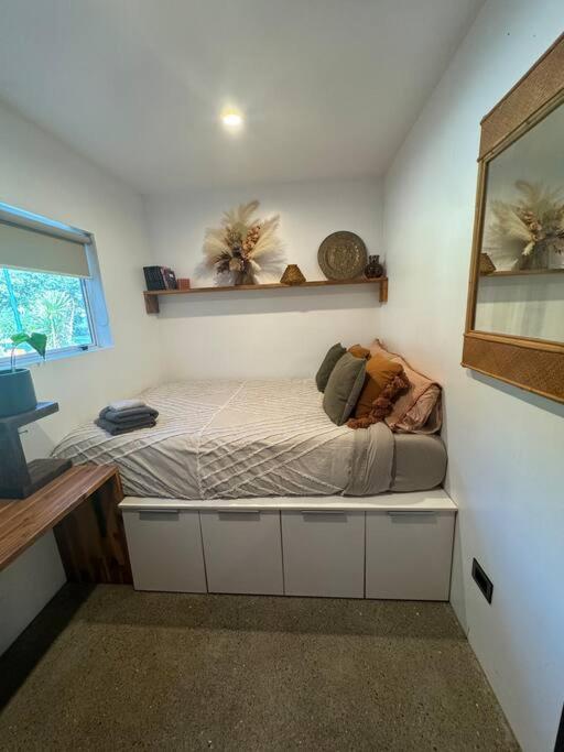 Electric Waihi Beach House - Family & Dog Friendly, Close To Beach, Pool Table, Outdoor Fire Room, Skate Ramp Bowentown Eksteriør billede