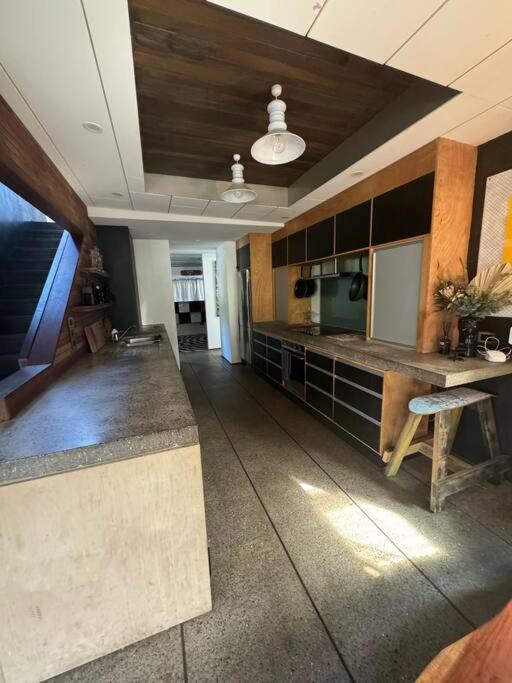 Electric Waihi Beach House - Family & Dog Friendly, Close To Beach, Pool Table, Outdoor Fire Room, Skate Ramp Bowentown Eksteriør billede